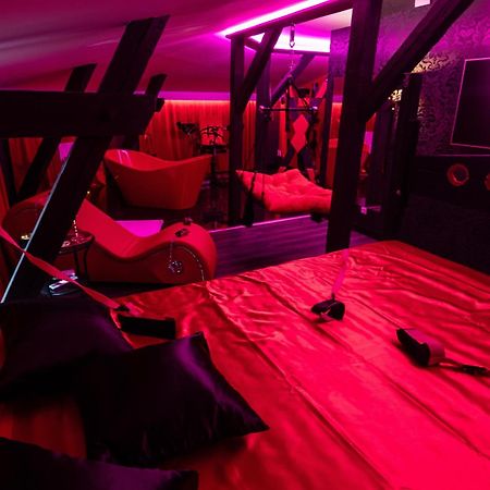Red Palace Apartament Bdsm Bydgoszcz Exterior foto