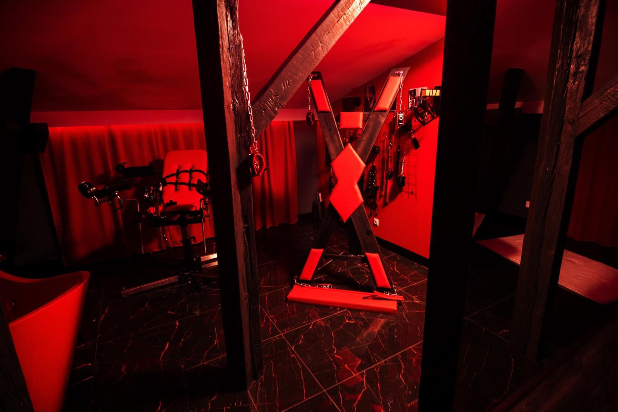 Red Palace Apartament Bdsm Bydgoszcz Exterior foto
