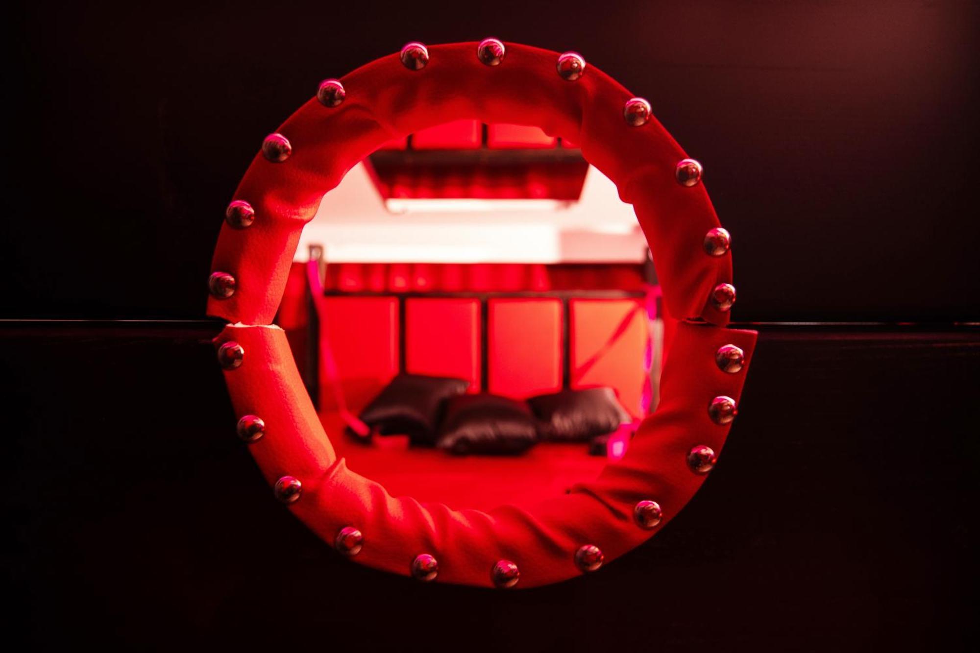 Red Palace Apartament Bdsm Bydgoszcz Exterior foto
